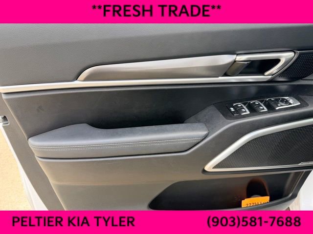 Used 2023 Kia Telluride S FWD image 16