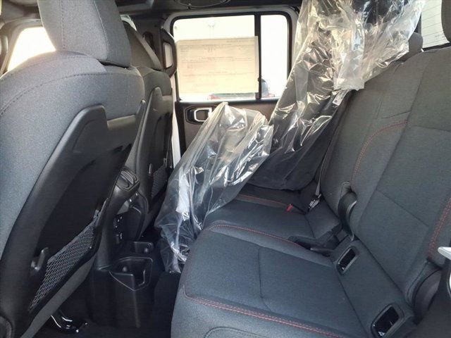 New 2026 Jeep Gladiator Rubicon w/ Safety Group AWD/4WD image 15