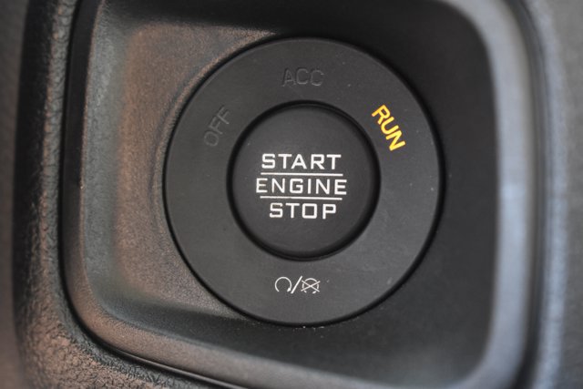 Used 2025 Jeep Wrangler Sport AWD/4WD image 26