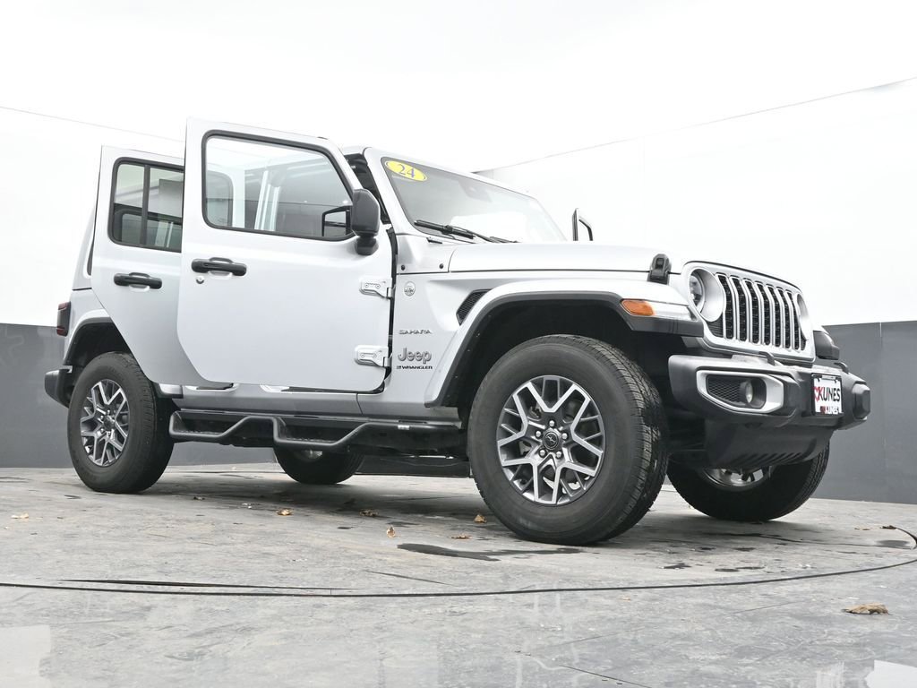 Used 2024 Jeep Wrangler Sahara image 61