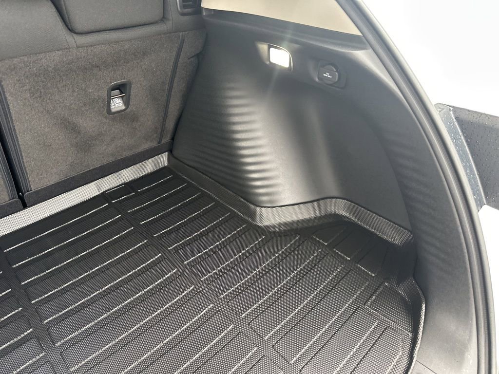 Used 2023 Honda HR-V LX image 29