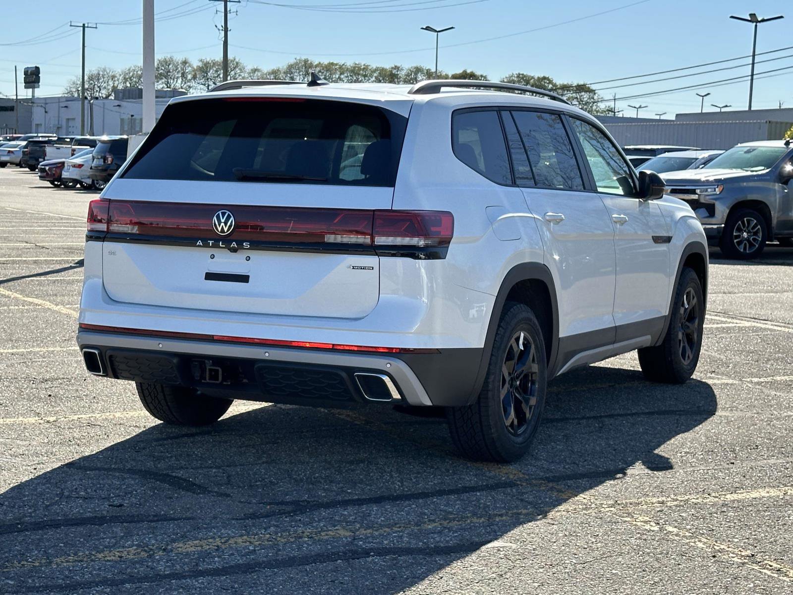 New 2026 Volkswagen Atlas Peak Edition image 6