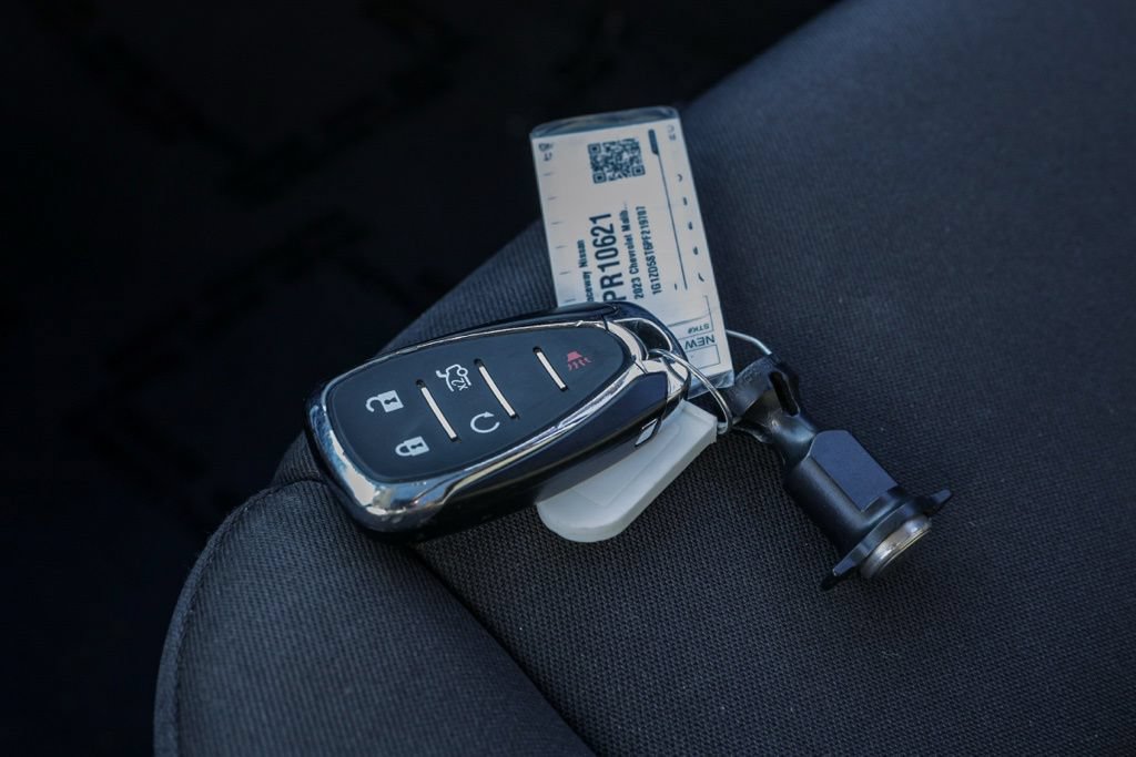 Used 2023 Chevrolet Malibu LT FWD image 34
