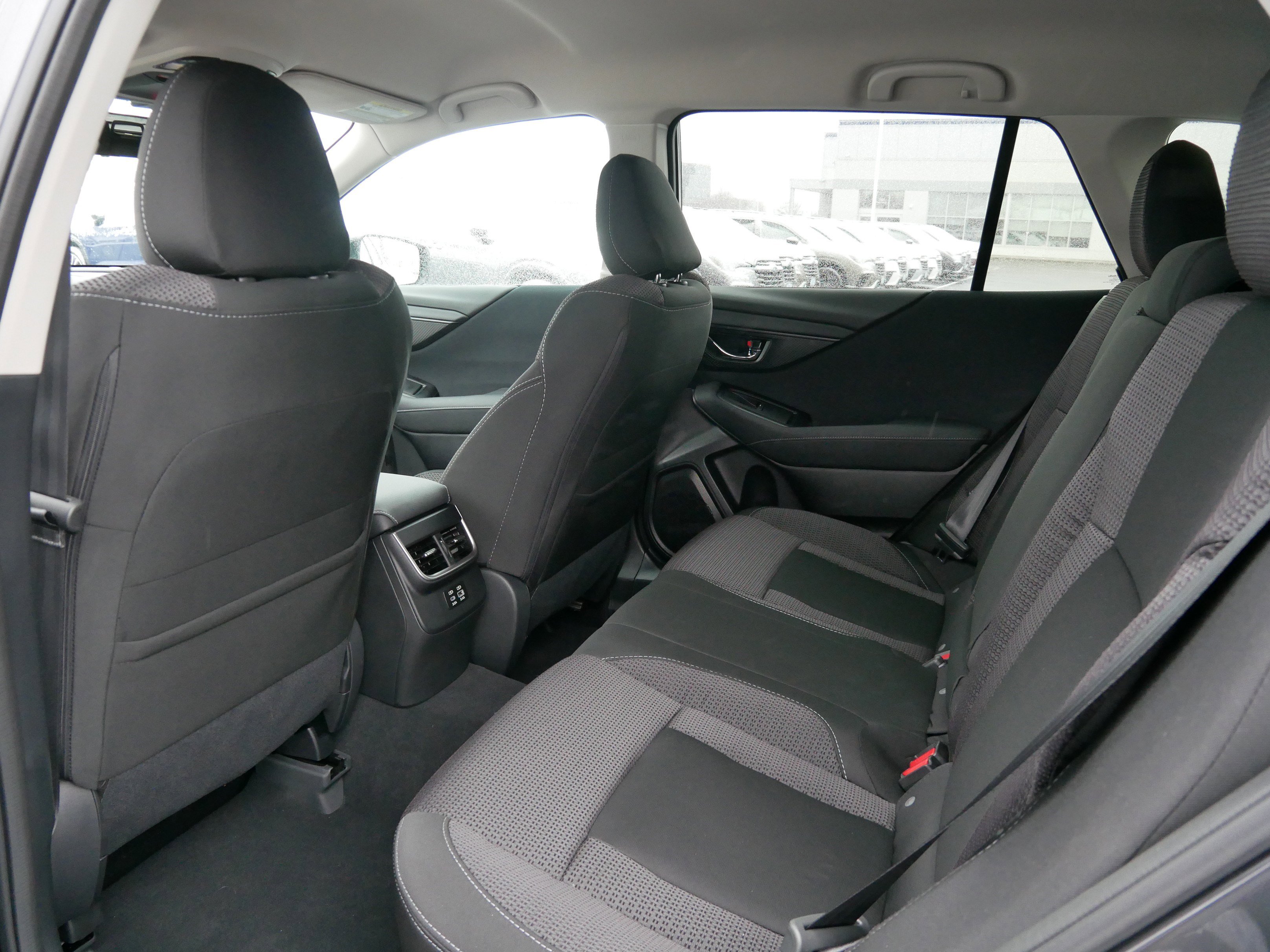 Certified 2025 Subaru Outback Premium image 32