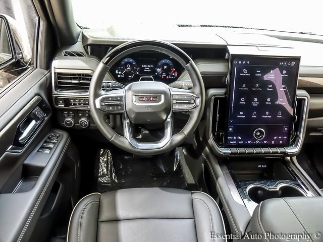 Used 2026 GMC Yukon Elevation image 2