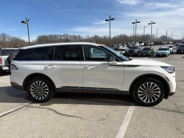 Used 2024 Lincoln Aviator Reserve w/ Equipment Group 201A AWD/4WD image 8
