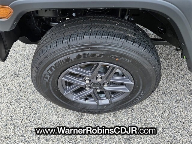 New 2025 Jeep Gladiator Sport image 16