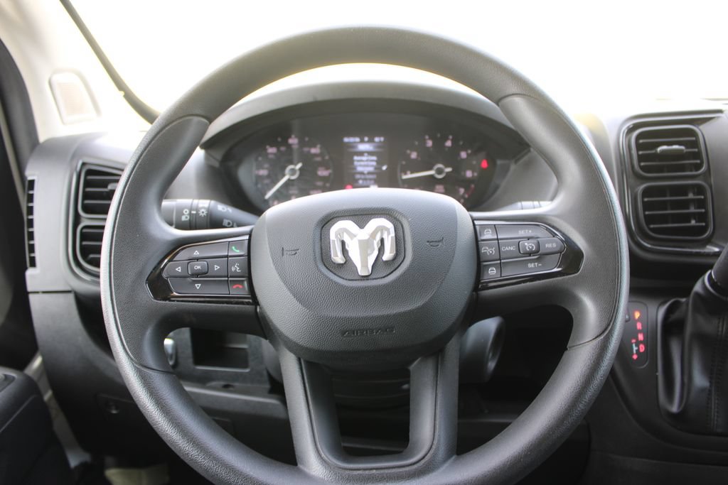 Used 2024 RAM ProMaster 2500 w/ Convenience Group FWD image 29