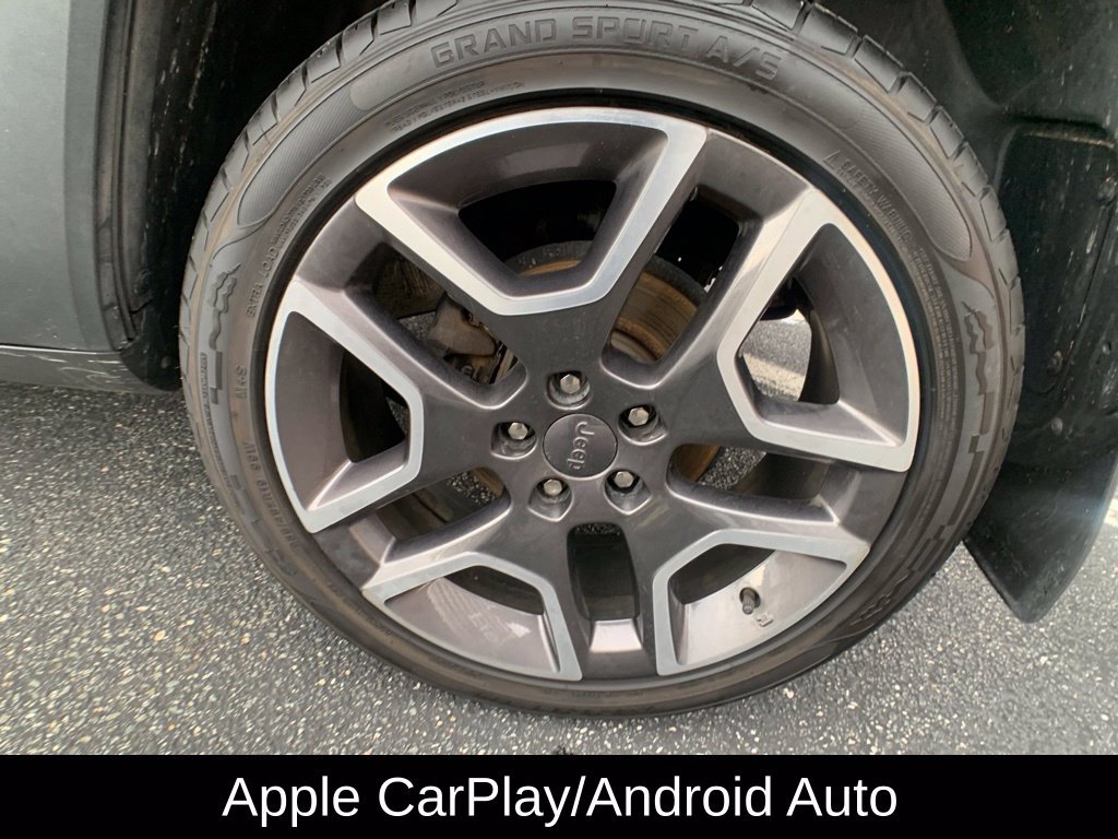 Used 2019 Jeep Renegade Limited w/ UConnect 8.4 Nav Group AWD/4WD image 33