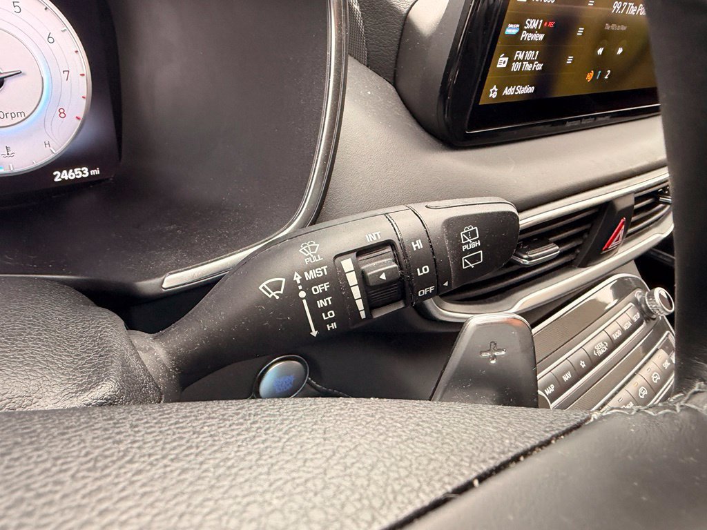 Used 2022 Hyundai Santa Fe SEL w/ Convenience + Premium Package FWD image 17