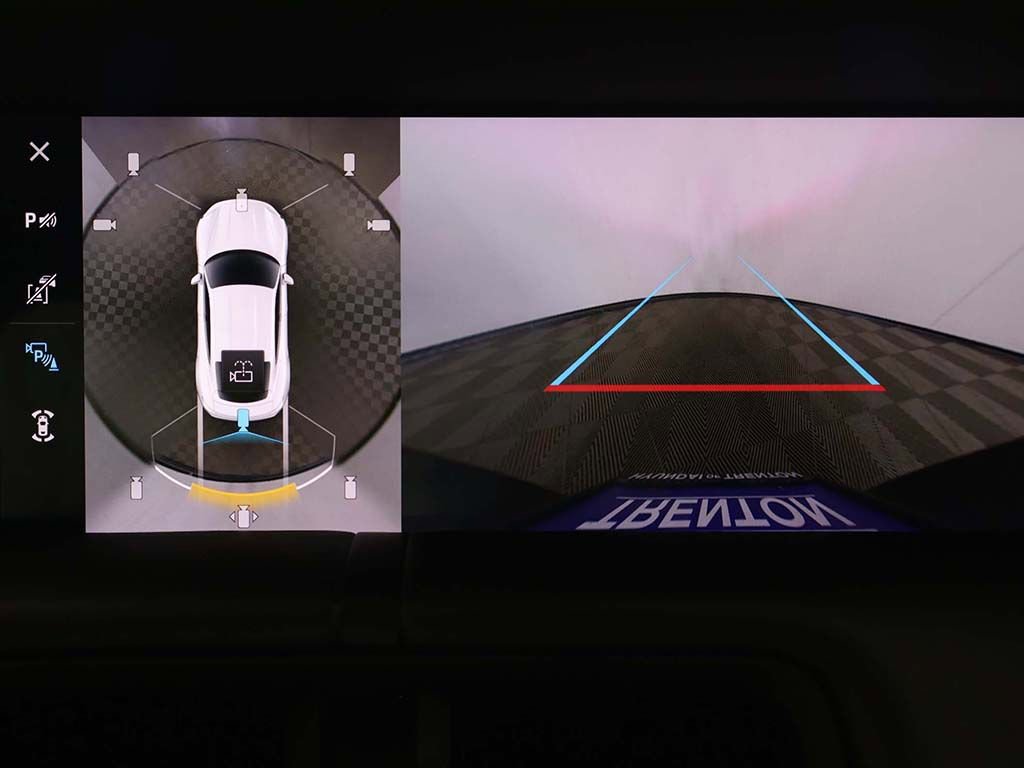 Used 2023 Porsche Taycan GTS image 45