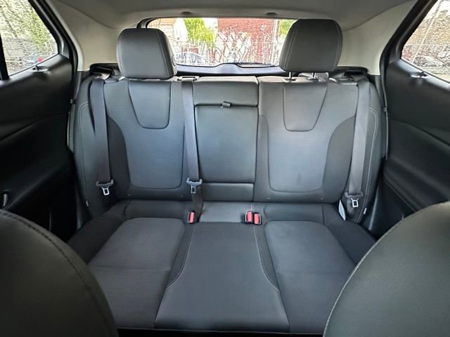 Used 2023 Buick Encore GX Select FWD image 26