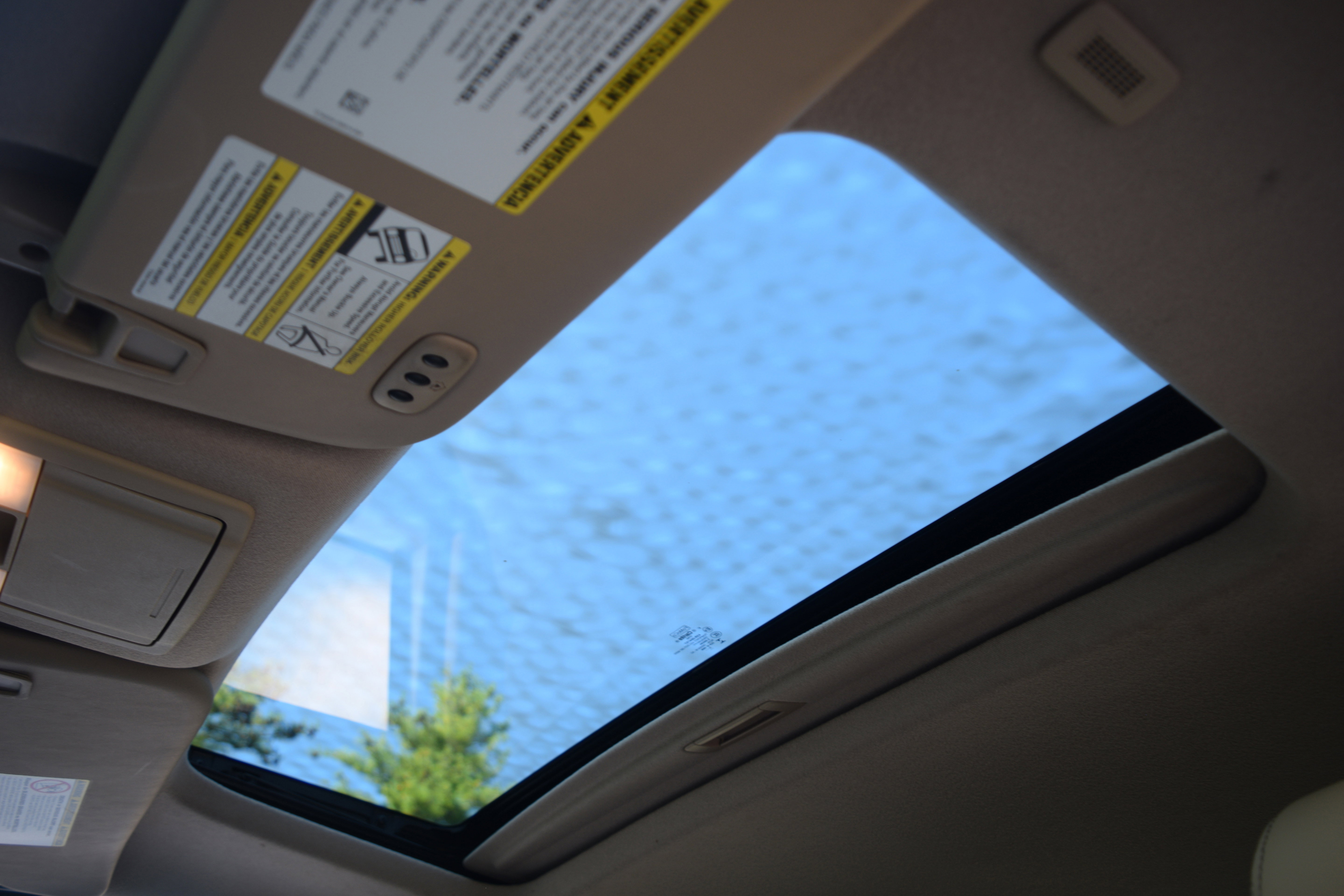 Used 2016 Ford F250 Lariat w/ Lariat Ultimate Package image 19