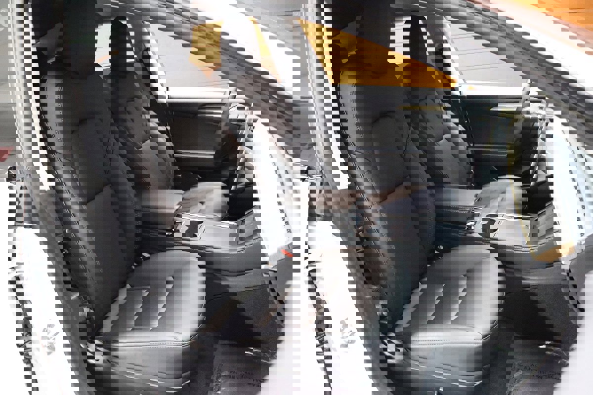 Used 2023 Tesla Model 3 Standard Range image 56