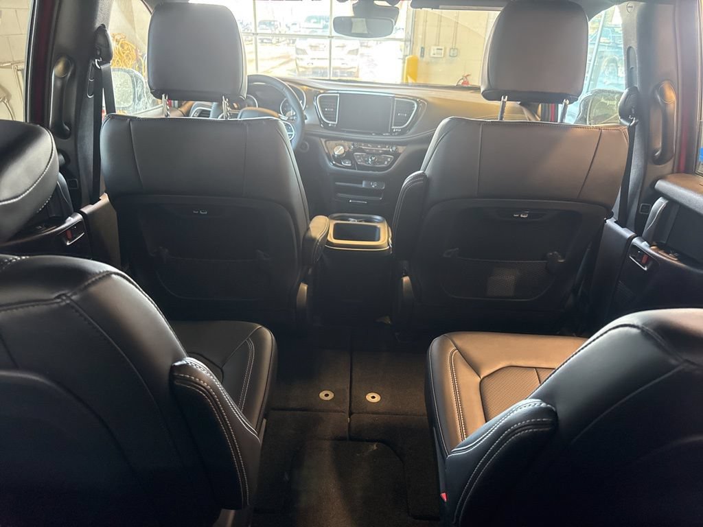 New 2026 Chrysler Pacifica Select FWD image 48