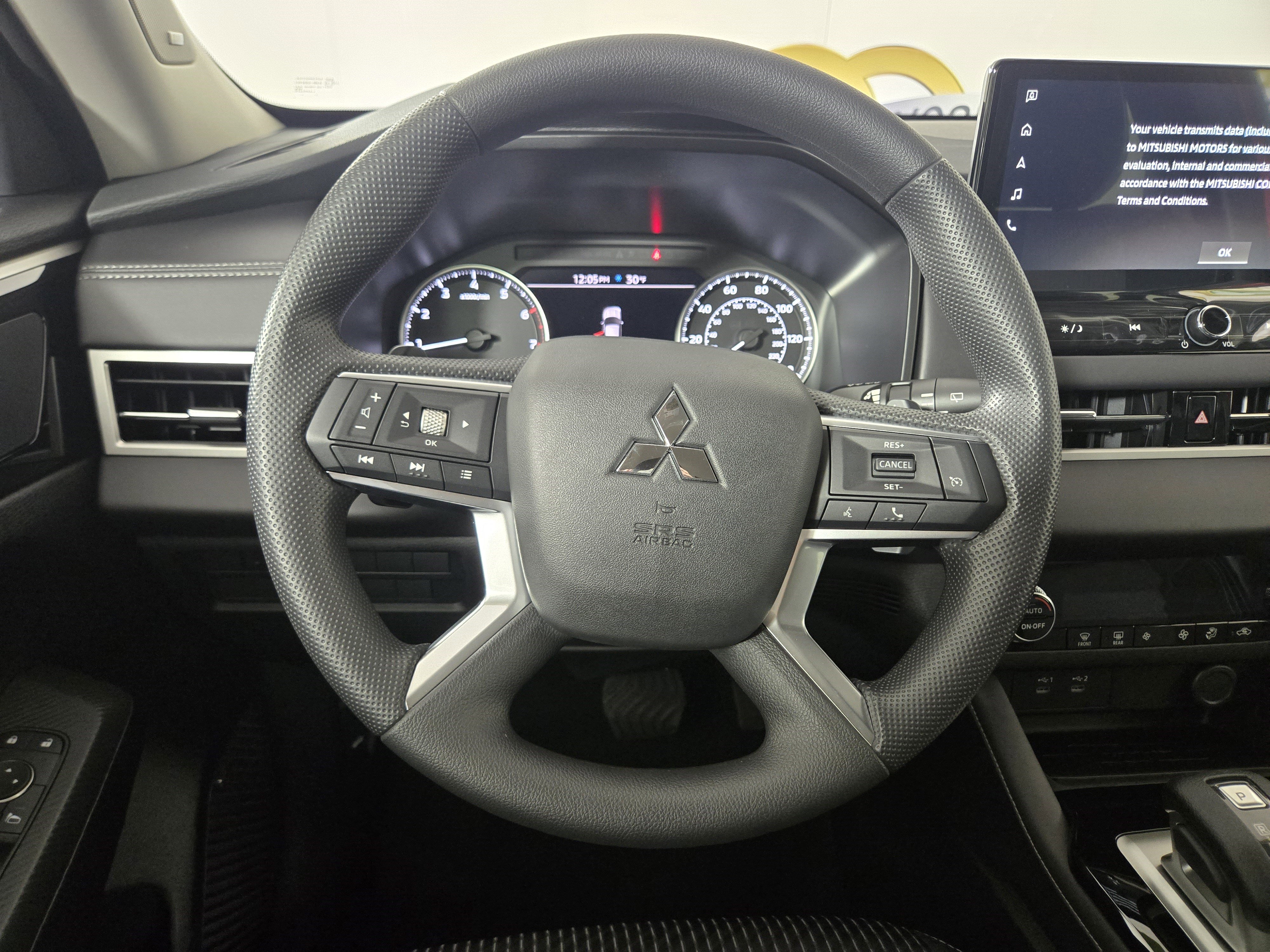 New 2026 Mitsubishi Outlander ES image 14