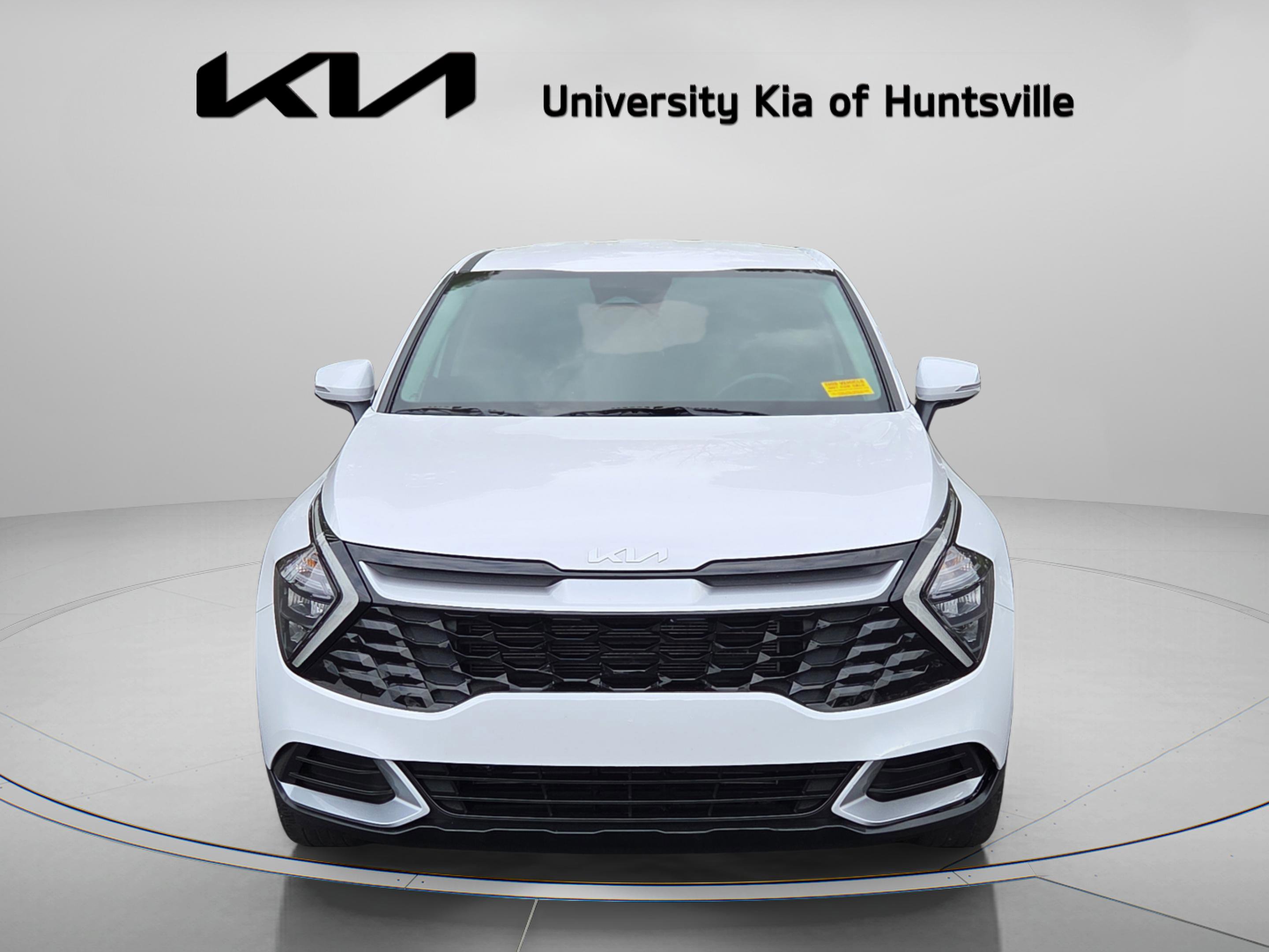 Used 2023 Kia Sportage EX image 2