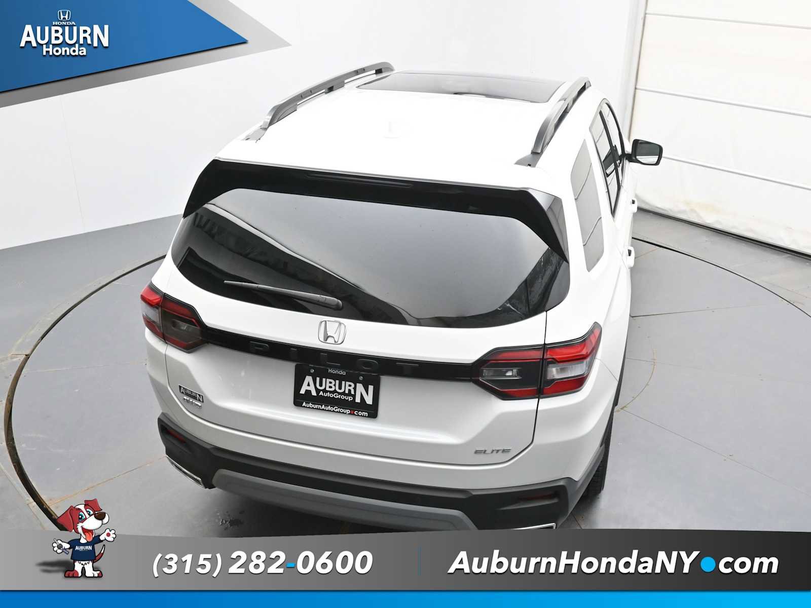 Used 2023 Honda Pilot Elite image 29