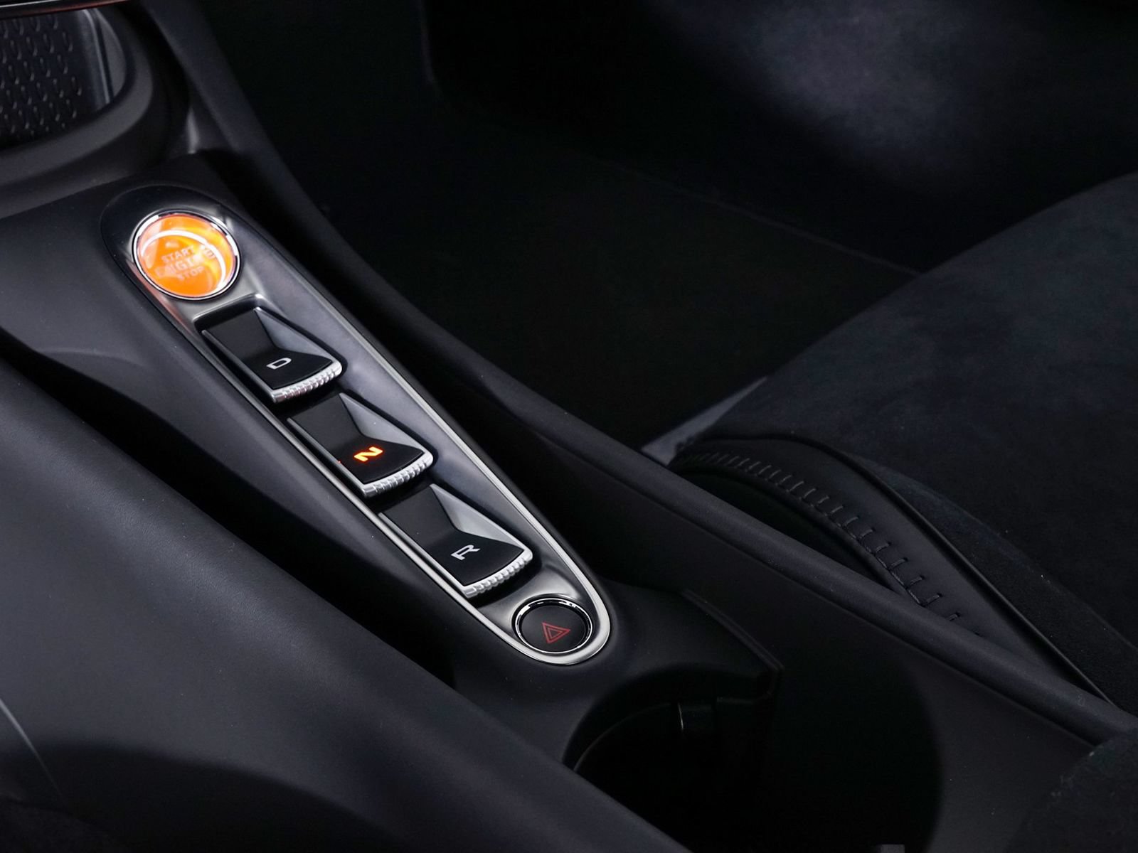 New 2026 McLaren Artura RWD image 27