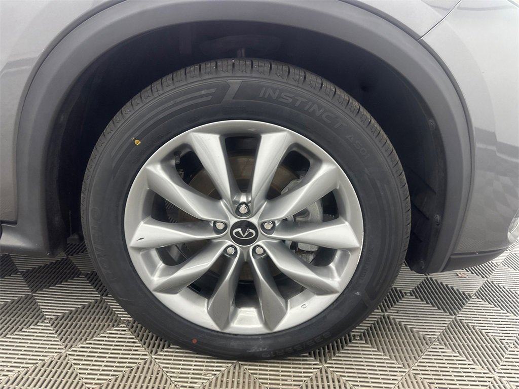 Used 2022 INFINITI QX50 Luxe image 13