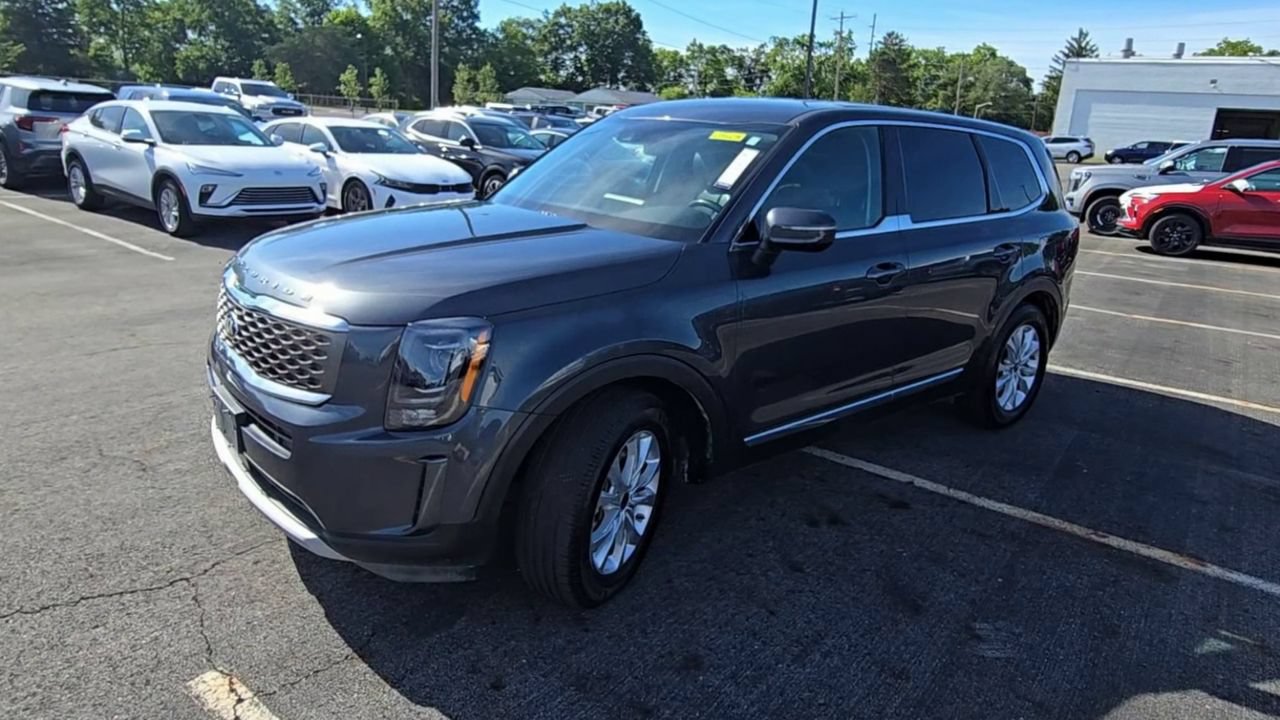 Used 2020 Kia Telluride LX FWD image 4