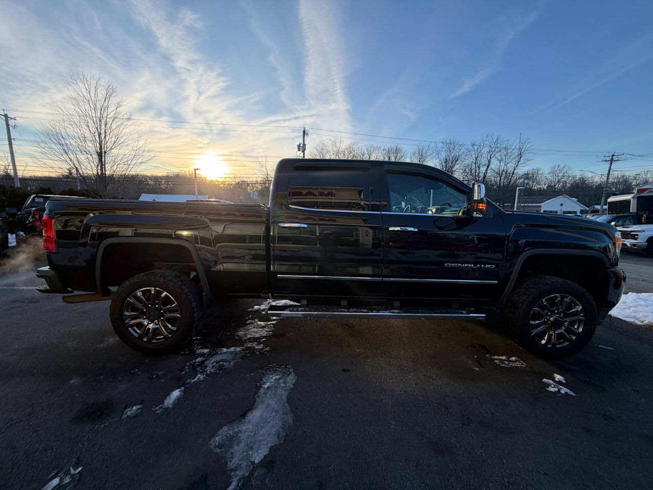Used 2018 GMC Sierra 2500 Denali image 6