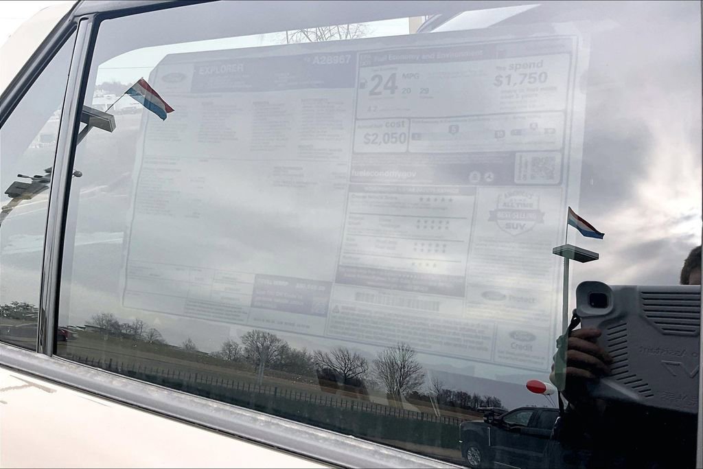 New 2026 Ford Explorer ST-Line w/ ST-Line Street Pack image 14