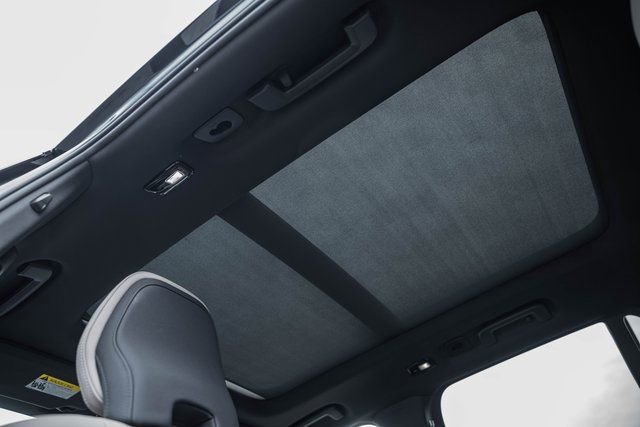 New 2026 Volvo XC90 B6 Plus w/ Protection Package Premier image 35