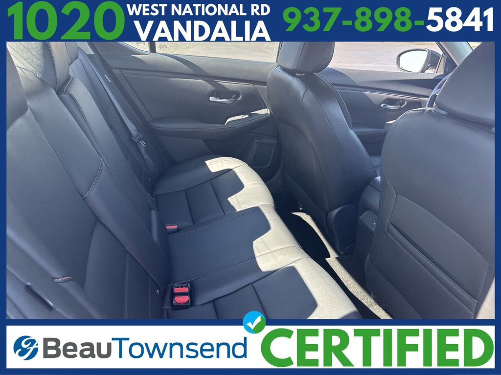 Used 2023 Nissan Sentra SR w/ SR Premium Package image 15