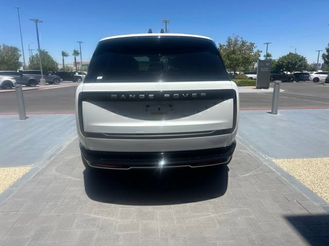 Certified 2024 Land Rover Range Rover SE AWD/4WD image 6