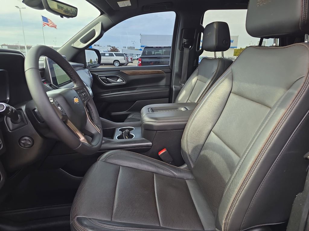 Used 2022 Chevrolet Tahoe High Country image 32