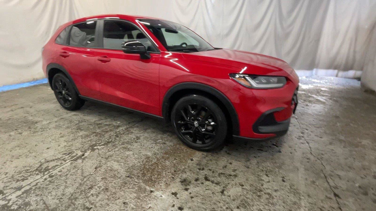Certified 2025 Honda HR-V Sport image 3