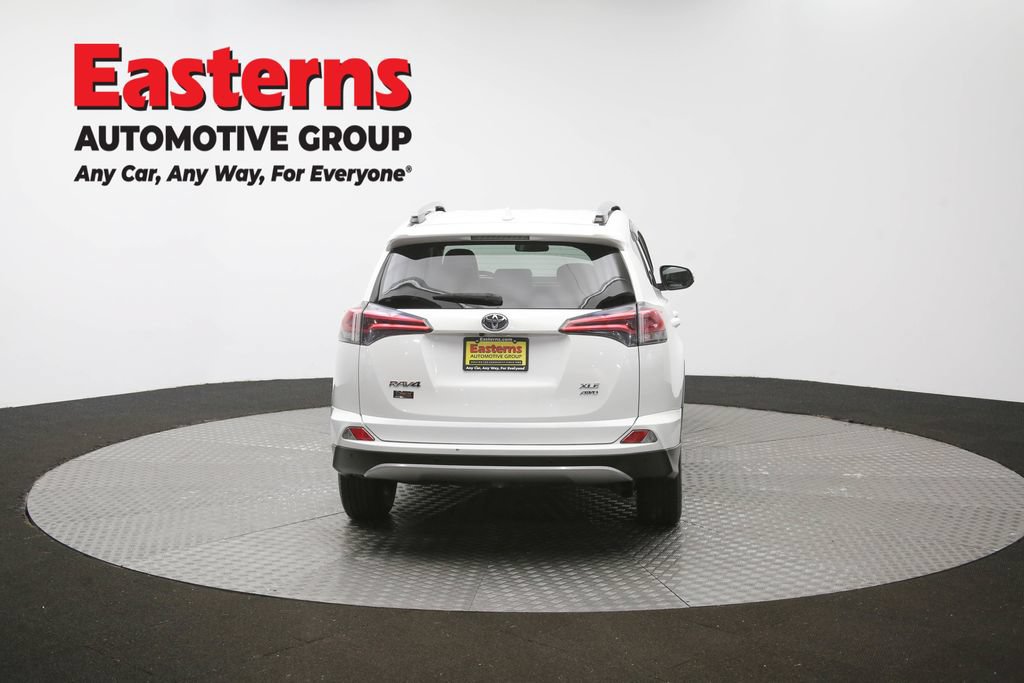 Used 2018 Toyota RAV4 XLE AWD/4WD image 39