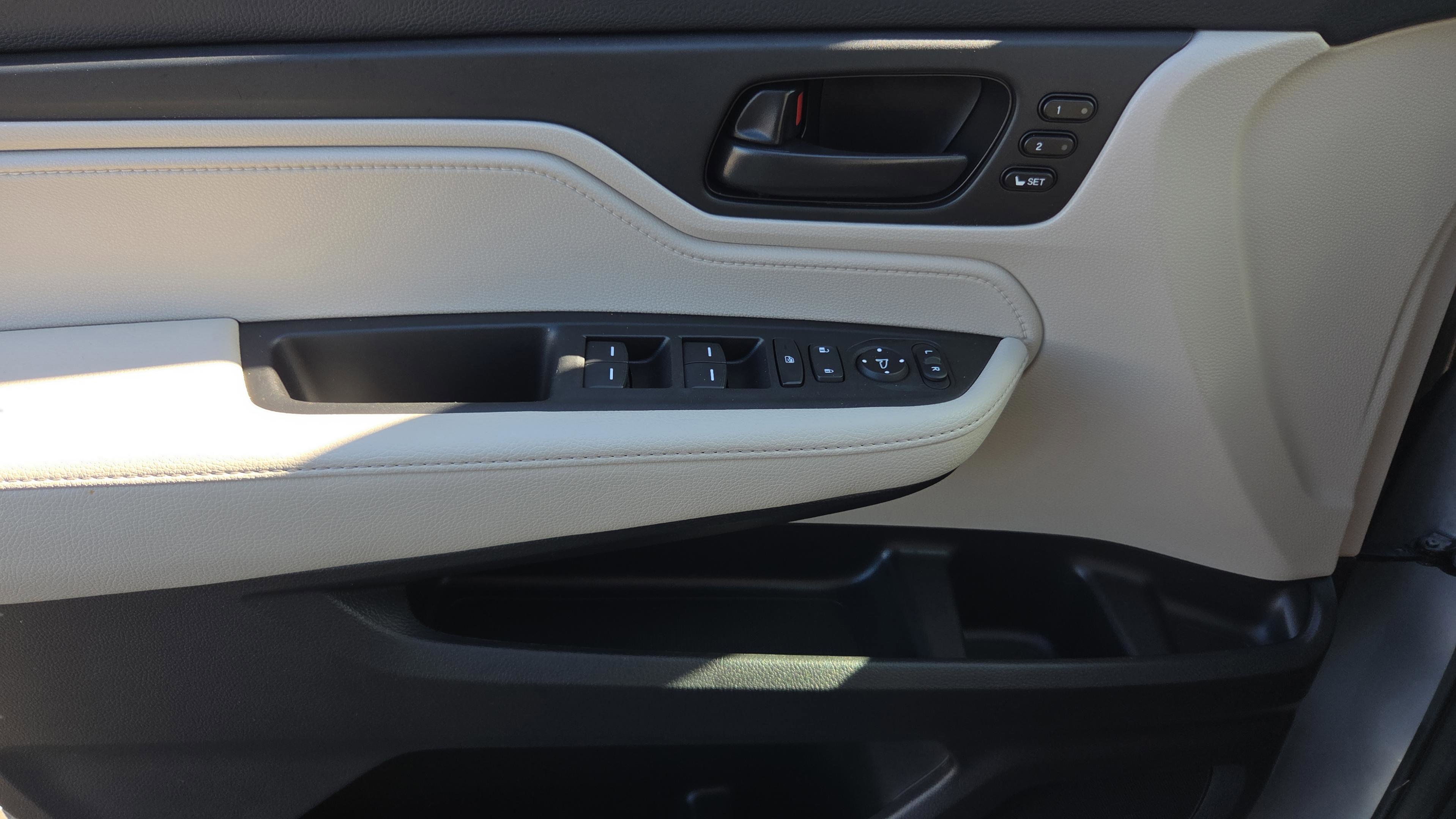 Certified 2025 Honda Odyssey EX-L image 26