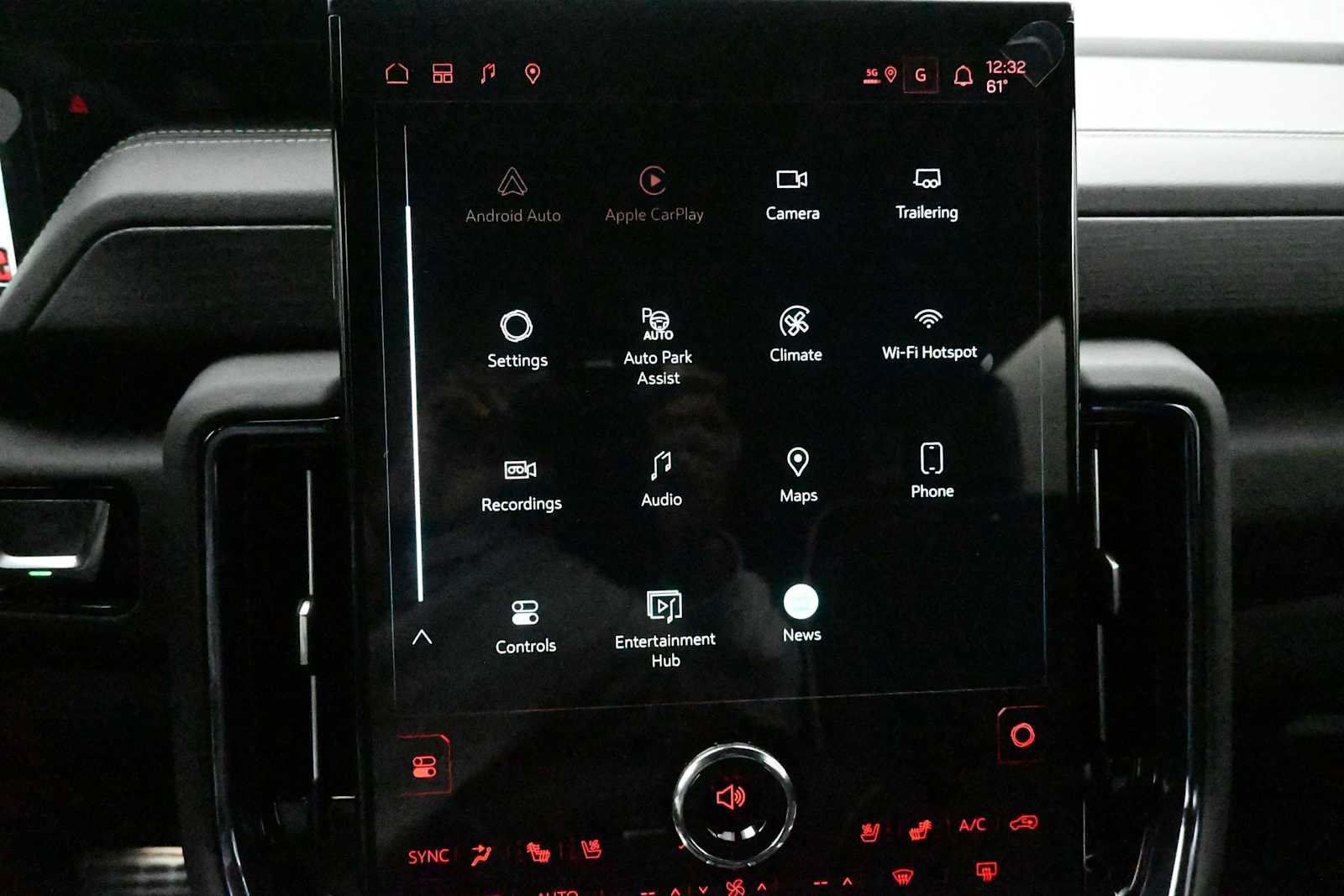New 2026 GMC Yukon XL AT4 Ultimate w/ LPO, Floor Liner Package AWD/4WD image 16