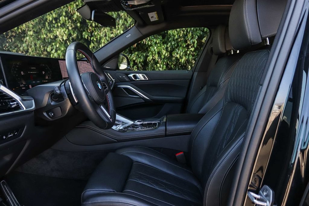 Used 2026 BMW X6 M60i AWD/4WD image 18