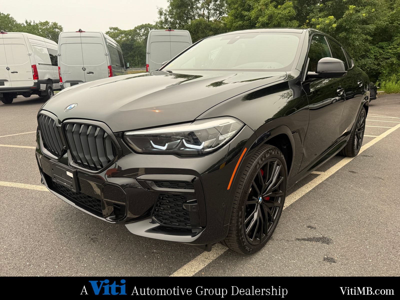 Used 2022 BMW X6 xDrive40i w/ M Sport Package AWD/4WD image 4