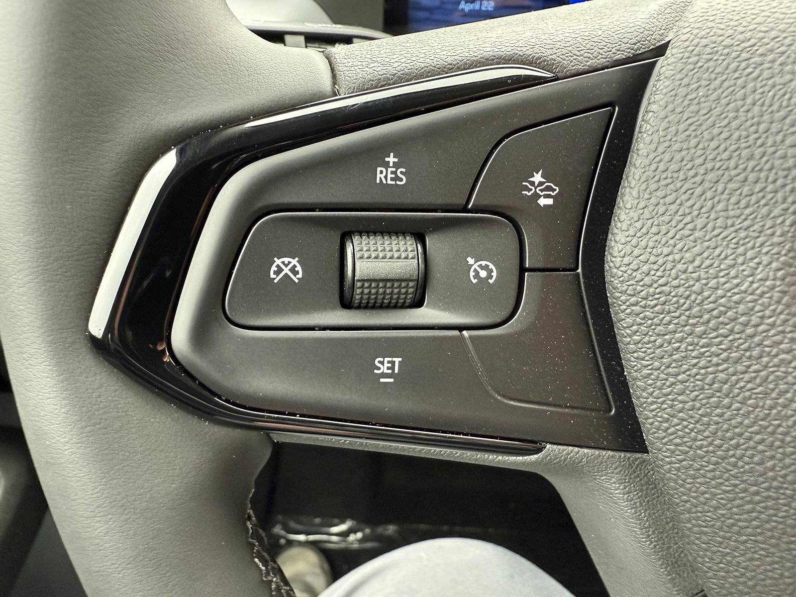 New 2027 Chevrolet Bolt RS w/ Technology Package FWD image 37