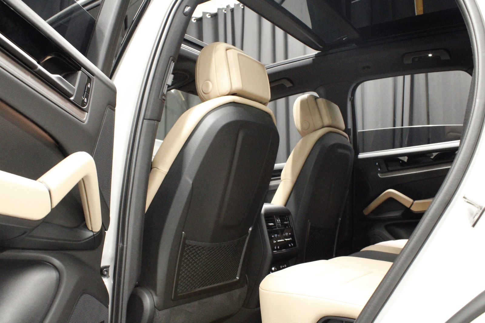 New 2026 Porsche Cayenne AWD/4WD image 19