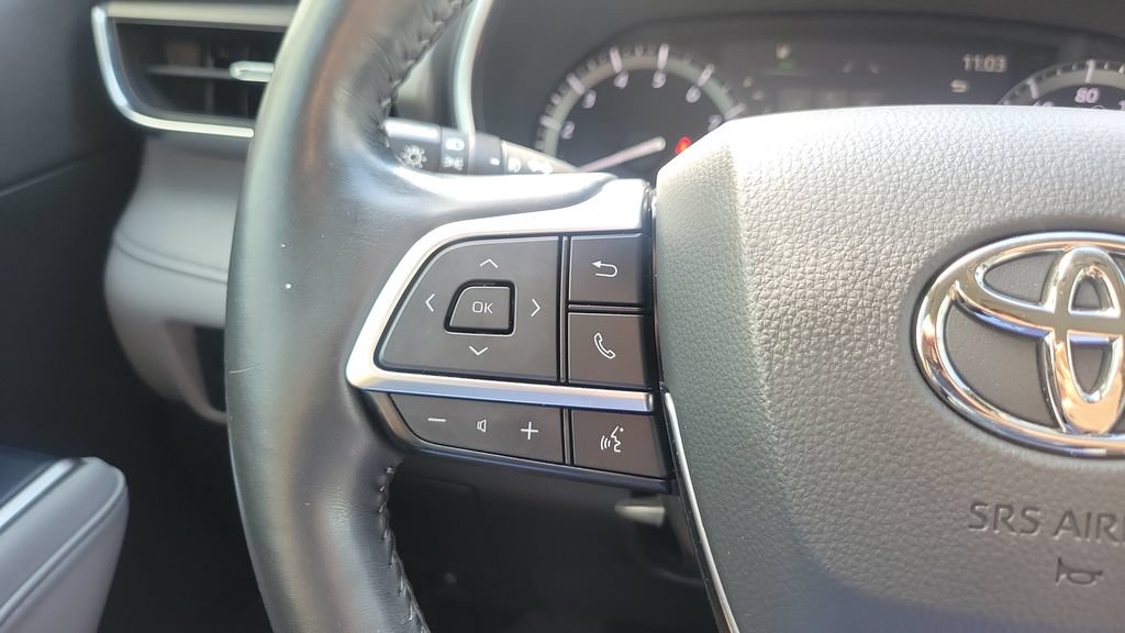 Certified 2021 Toyota Highlander Limited FWD image 20
