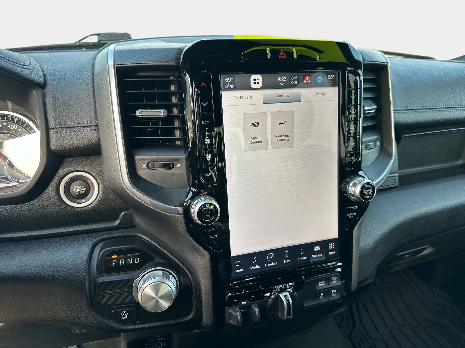 Used 2023 RAM 1500 Laramie image 21