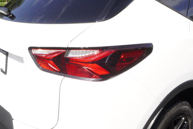 Used 2021 Chevrolet Blazer LT w/ LPO, Black Accent Package FWD image 30