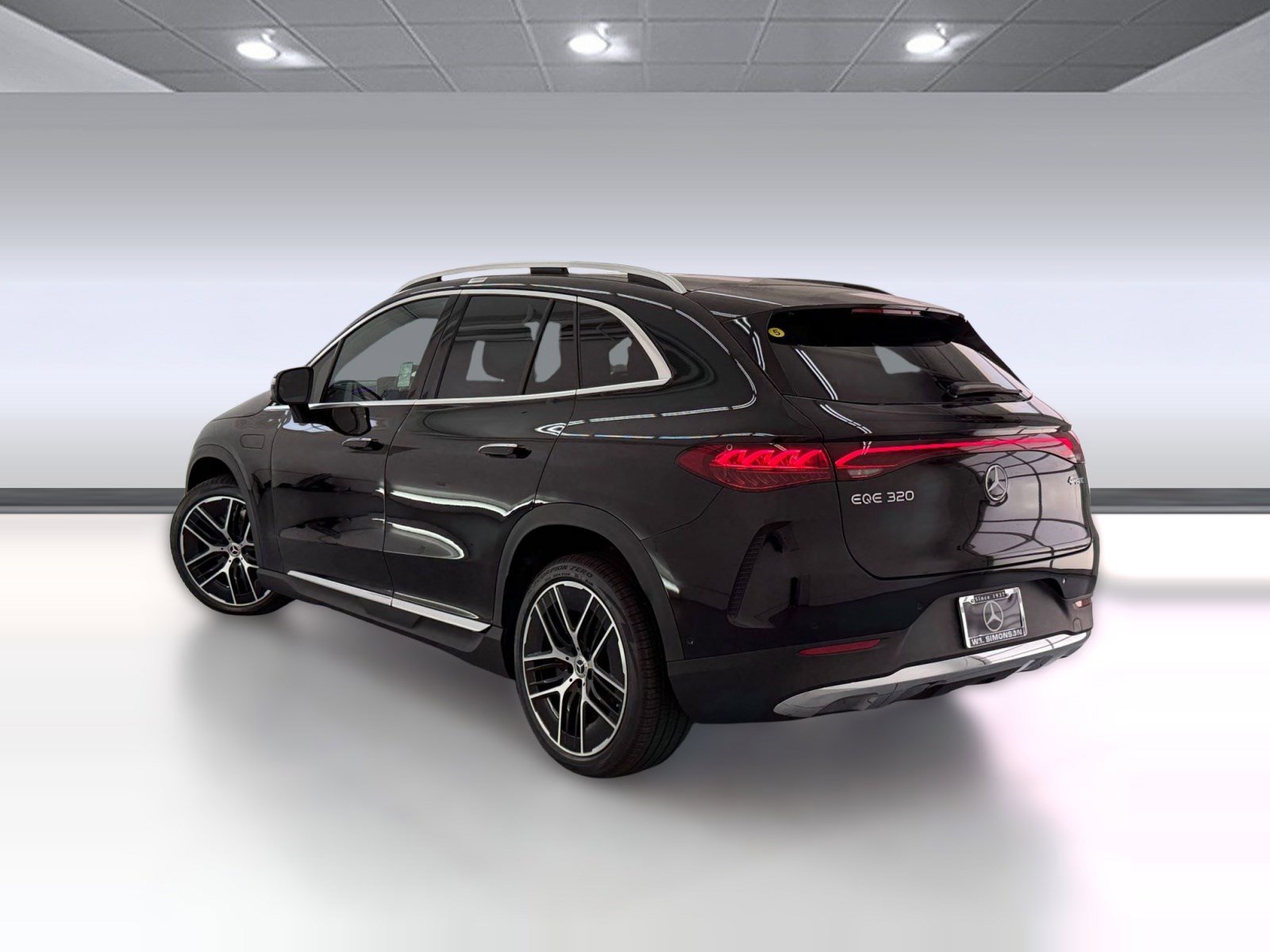 New 2026 Mercedes-Benz EQE 320 4MATIC SUV image 3