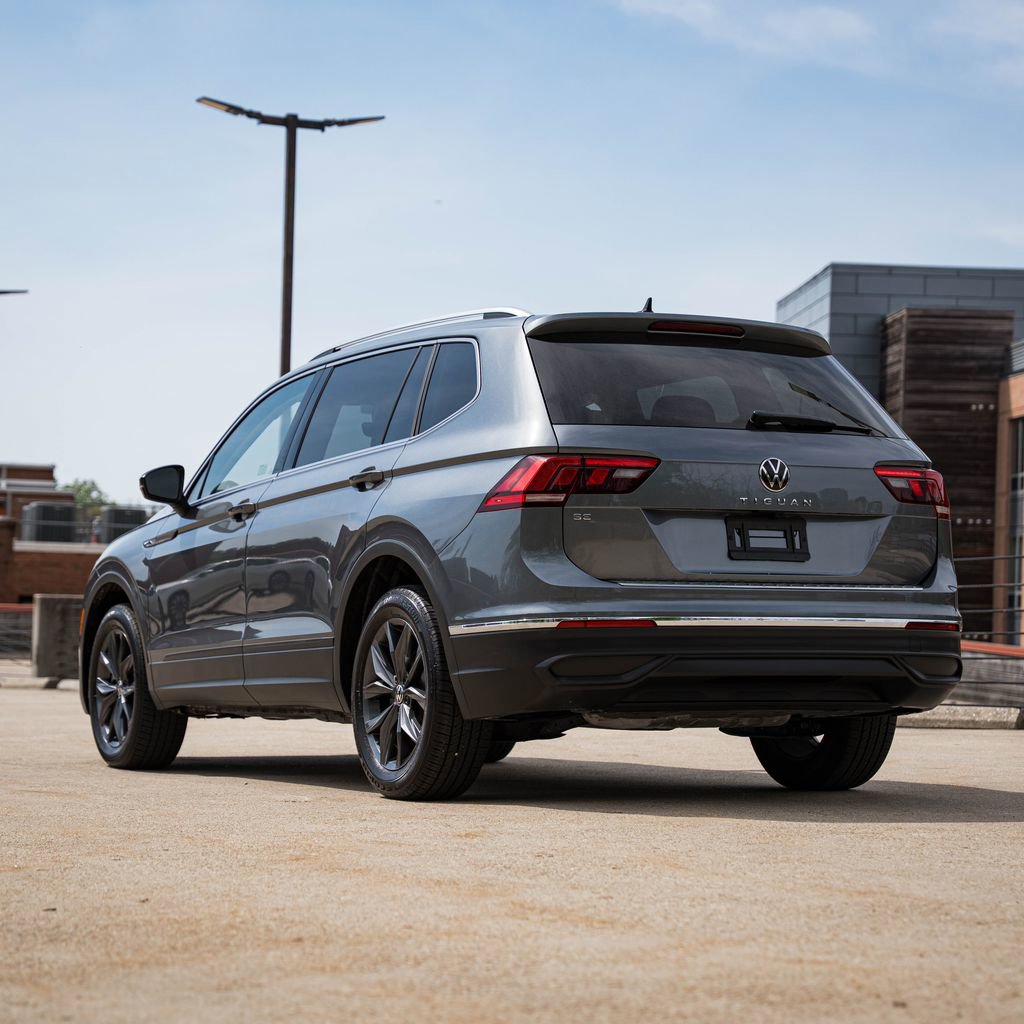 Used 2023 Volkswagen Tiguan SE FWD image 5