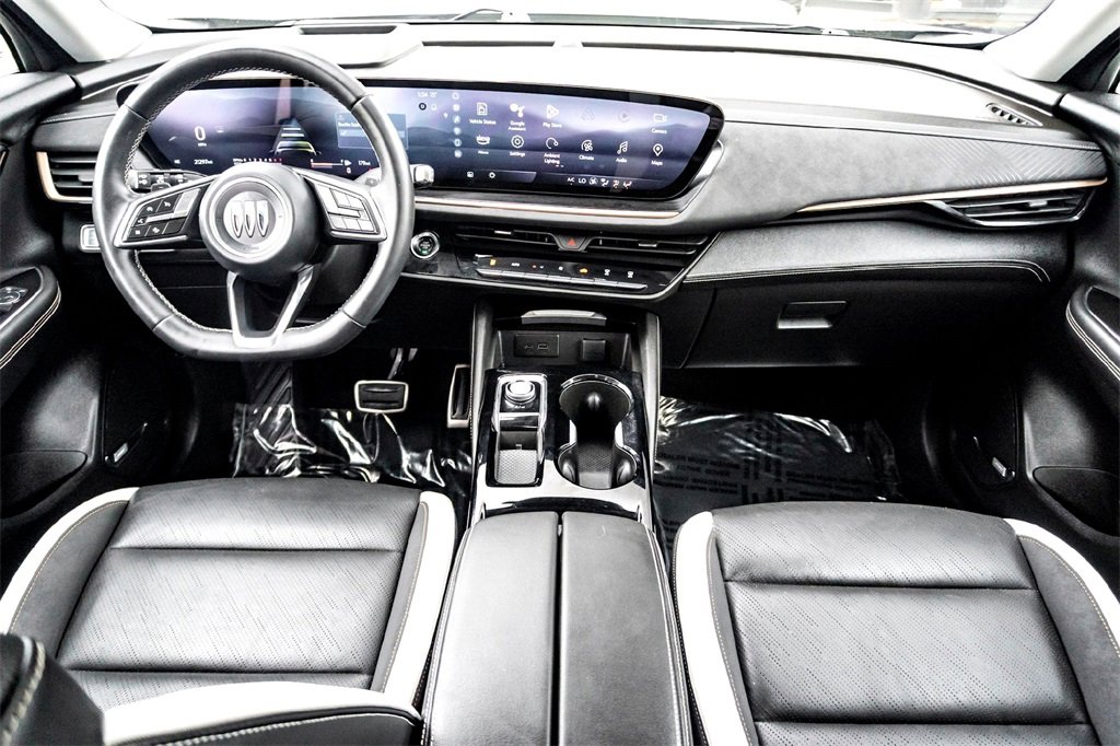 Used 2024 Buick Envision Sport Touring image 29