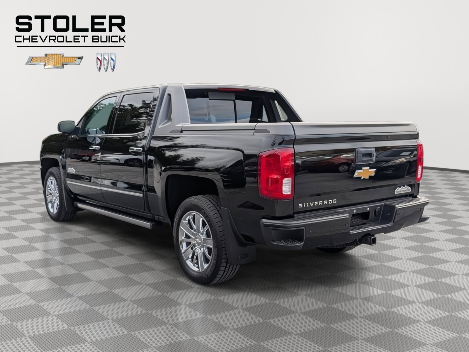 Used 2018 Chevrolet Silverado 1500 High Country w/ High Desert Package image 3
