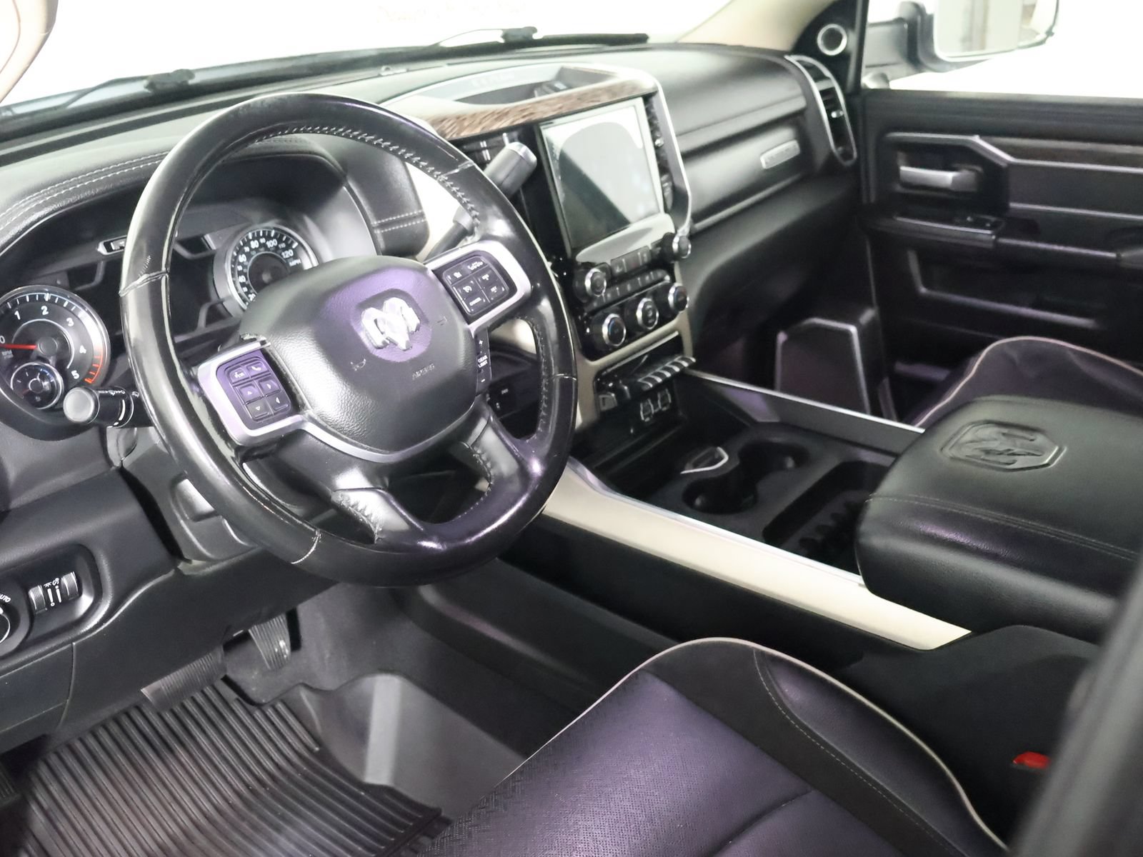 Used 2020 RAM 2500 Laramie AWD/4WD image 38