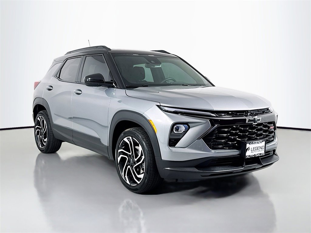 Used 2025 Chevrolet TrailBlazer RS w/ Convenience Package image 3