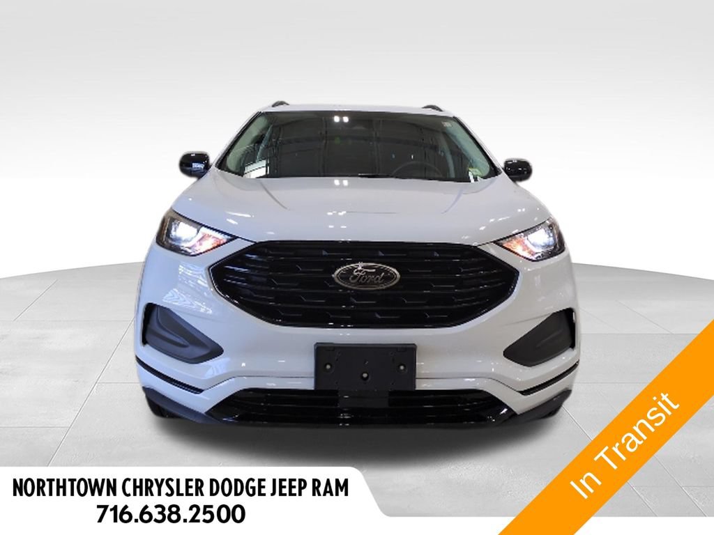 Used 2024 Ford Edge SE w/ Black Appearance Package AWD/4WD image 5