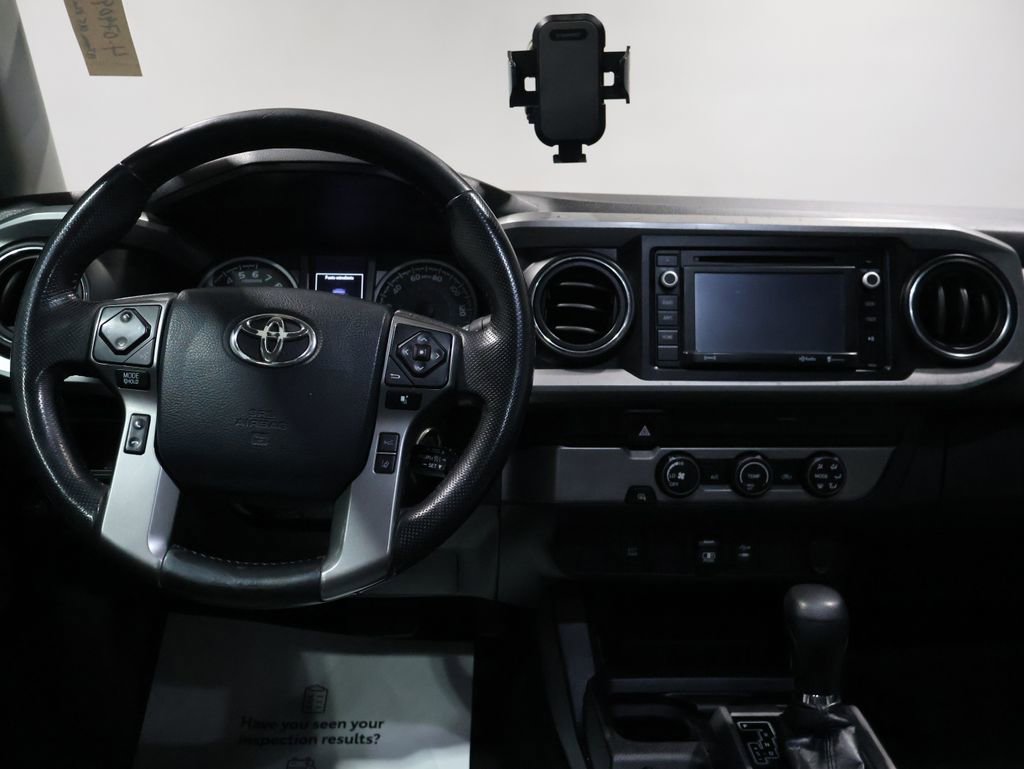 Used 2019 Toyota Tacoma SR5 image 17